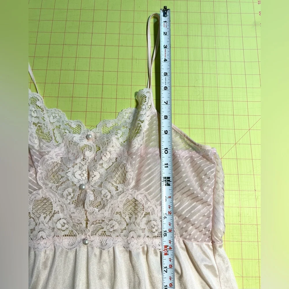 VINTAGE pastel lace blush pink long maxi nightgown evening gown lingerie 70s 80s